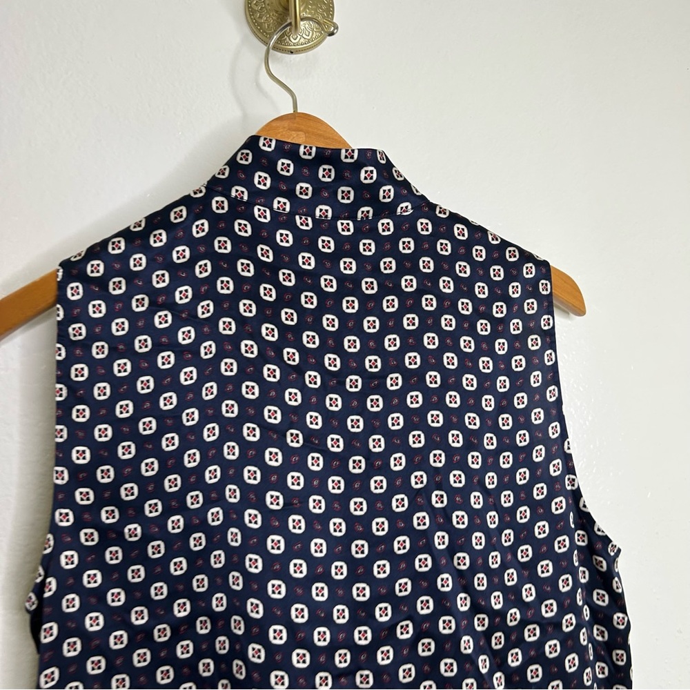 FRAME 100% Silk Navy Button Down Lightweight Tank Top Blouse Size Small - Picture 6 of 11